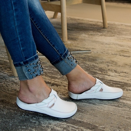 Ortopeedilised jalatsid naistele valged GEL+Memory Foam